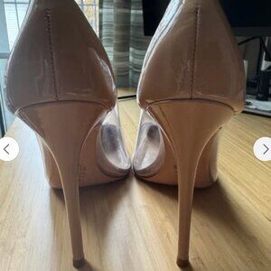 Schutz - Point Toe Pumps